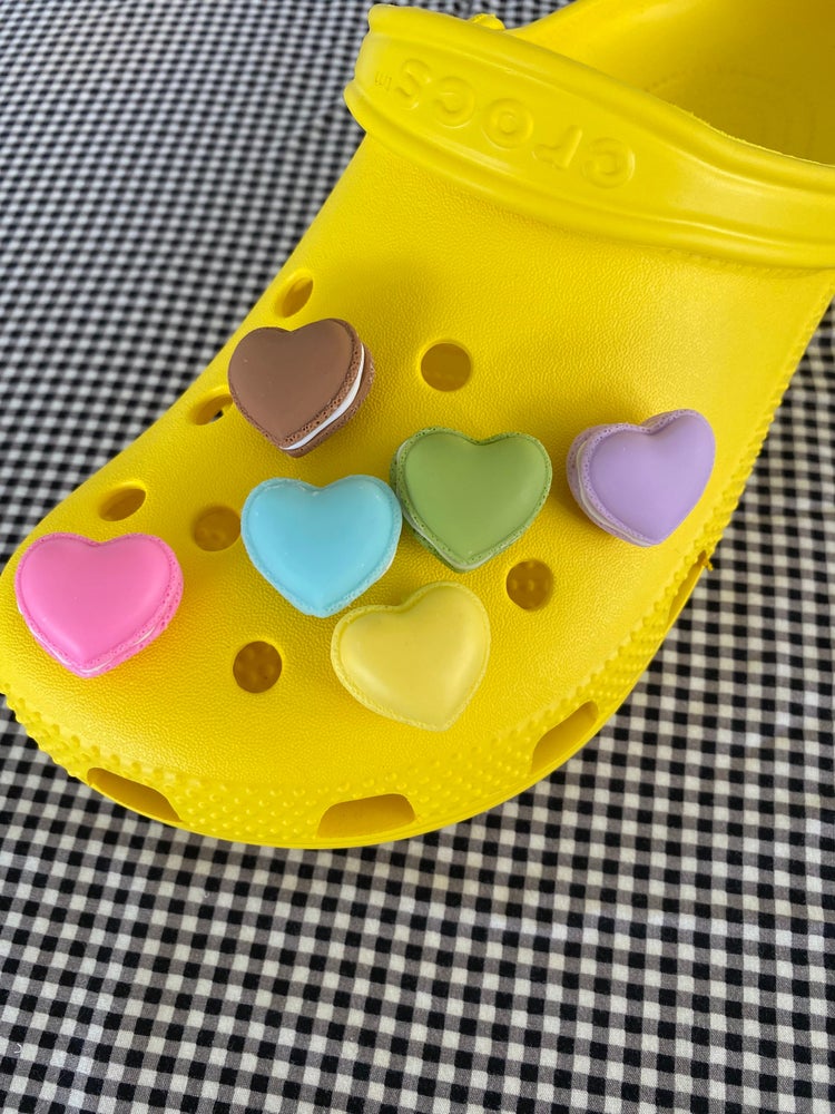 Heart-Shaped Macaroons